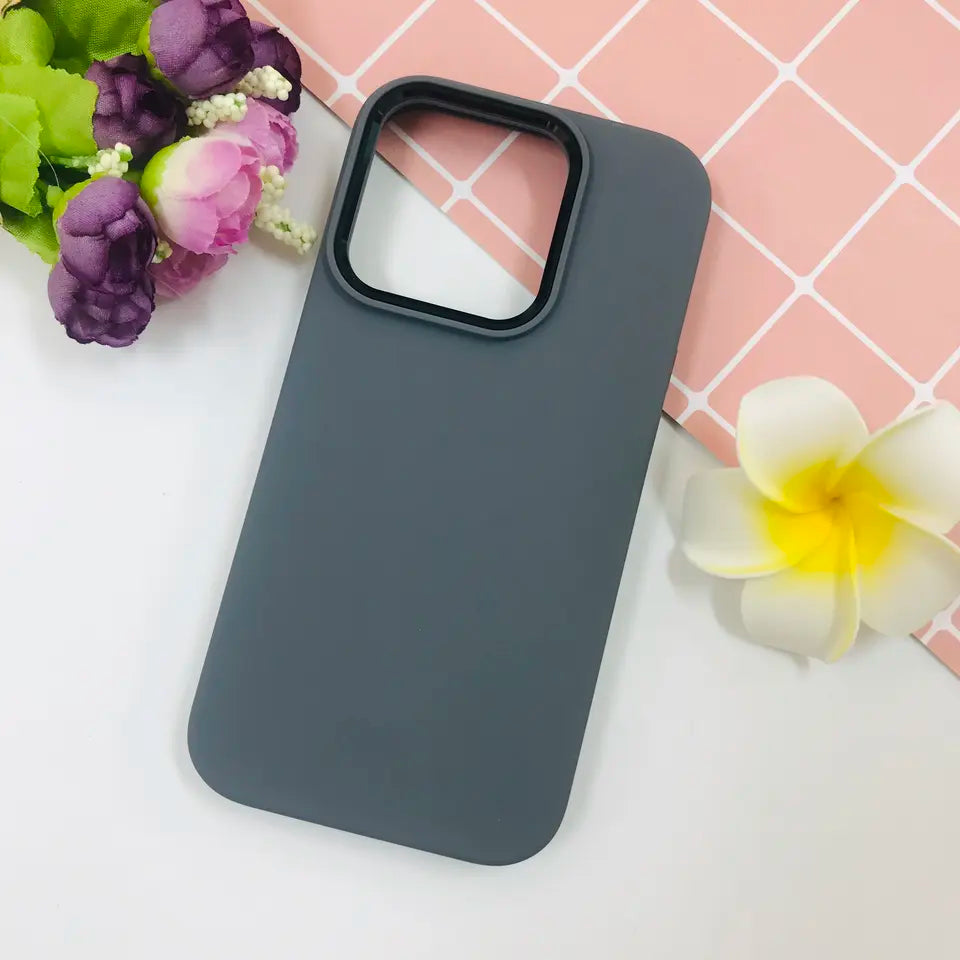 LIQUID SILICON WITH METAL CAMERA CASE - IPHONE 14 PRO